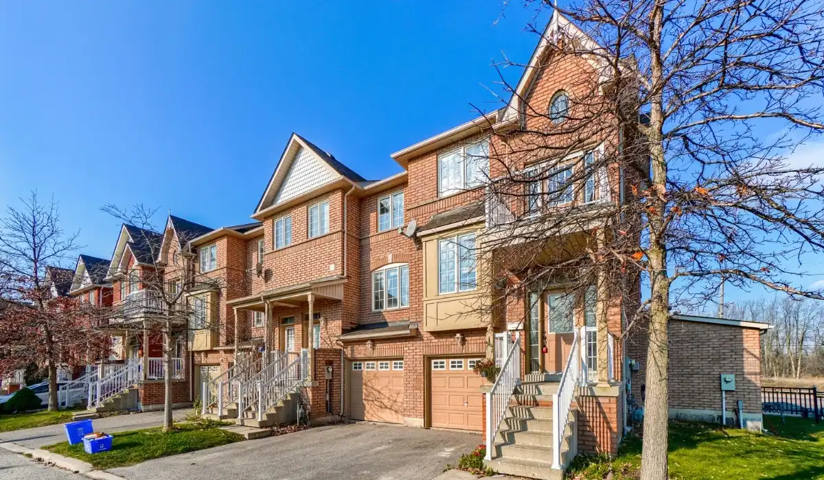 15 Collis Lane, Ajax — sold by Kelechi Amadi